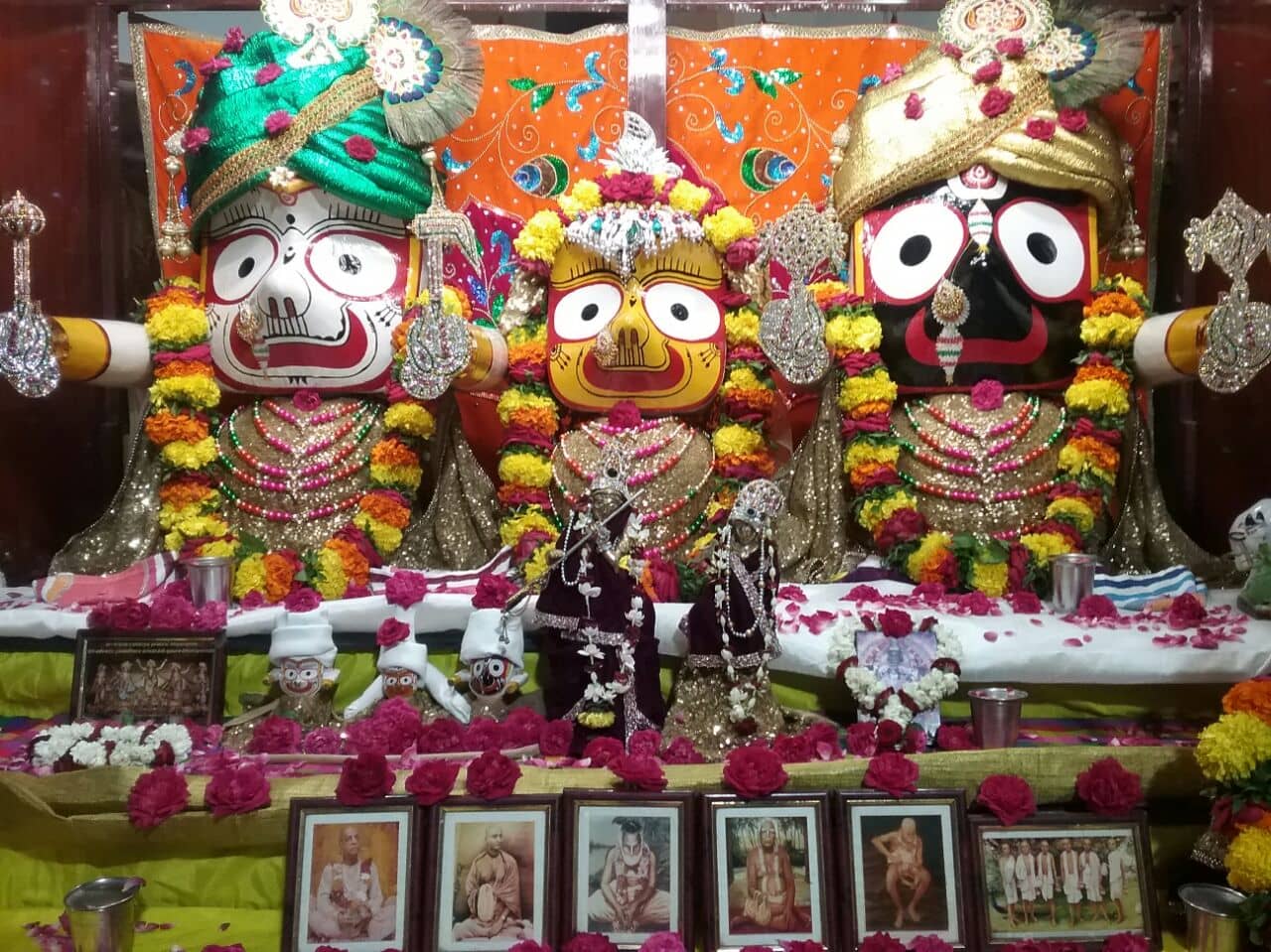 Melodious Kirtans & Aarti