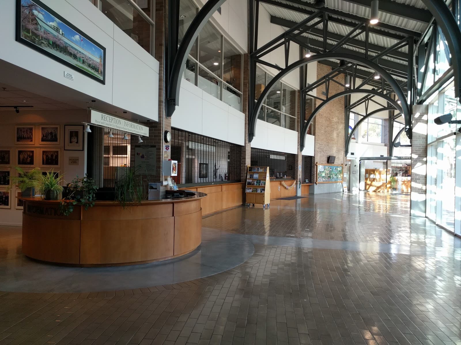 Inlet Theatre & Galleria - Image 1