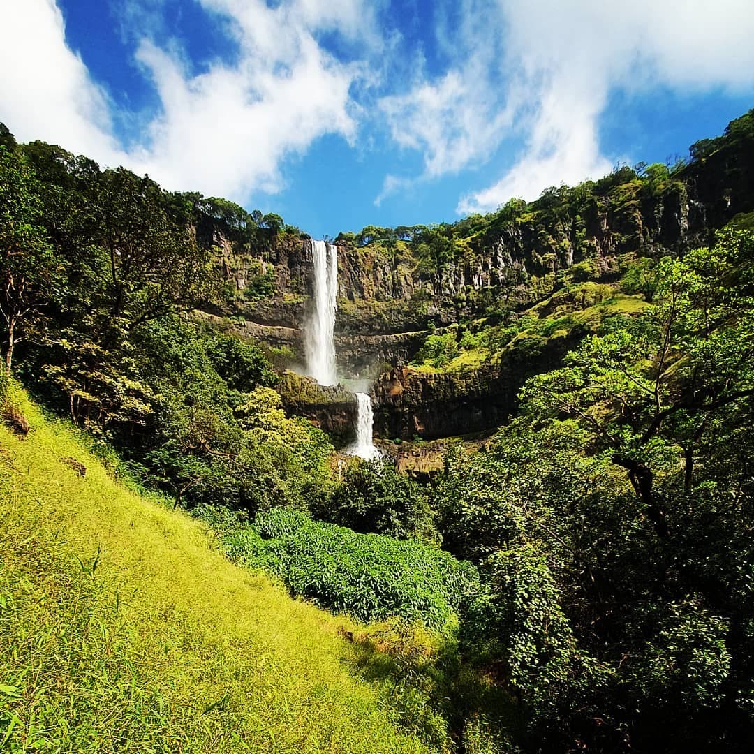 Vajrai Waterfall - Image 1