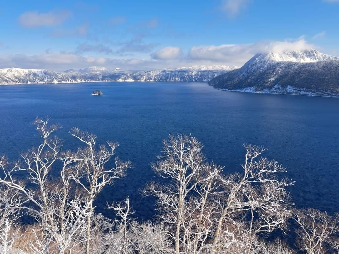Lake Mashu - Image 1