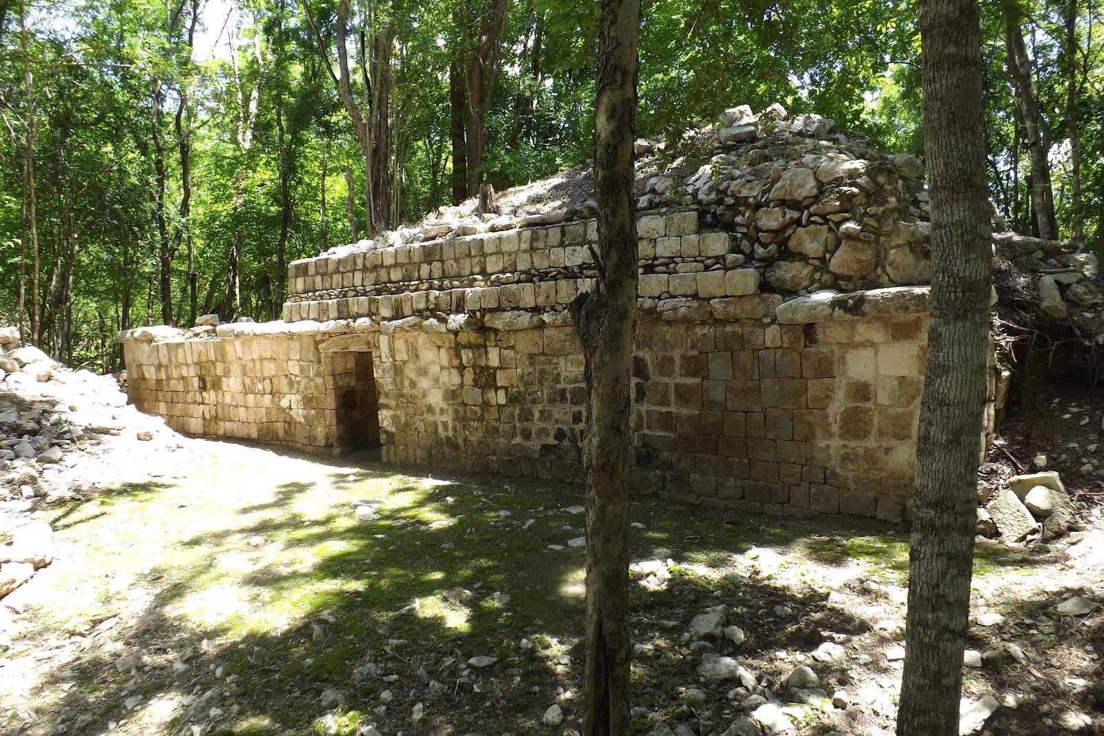Kankí Archaeological Site - Image 1