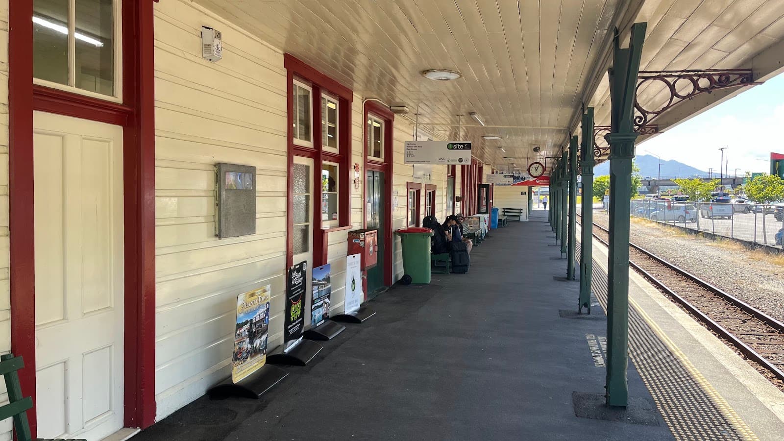 Greymouth Railway Station - Image 1