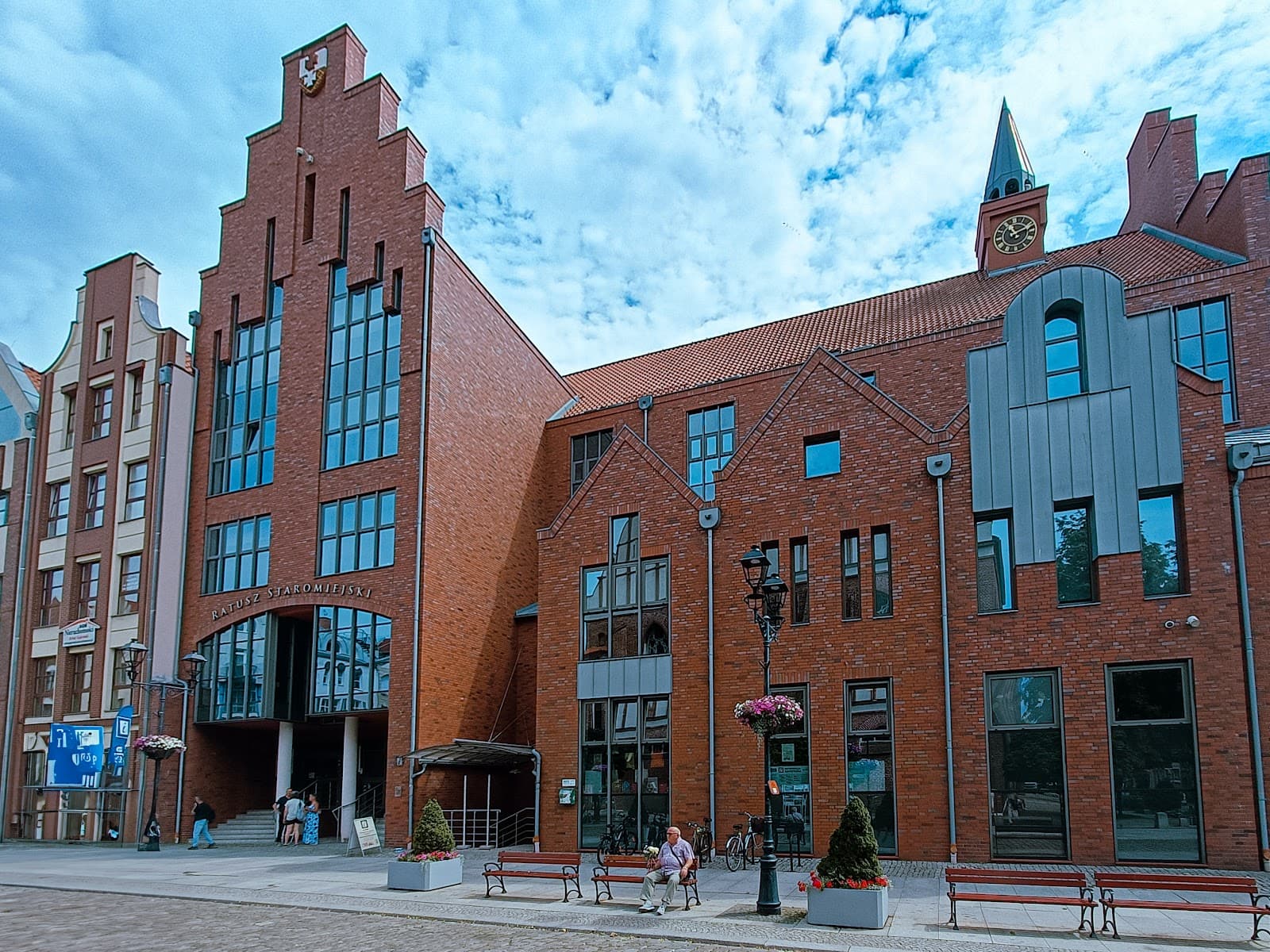 Old Town Hall - Image 1