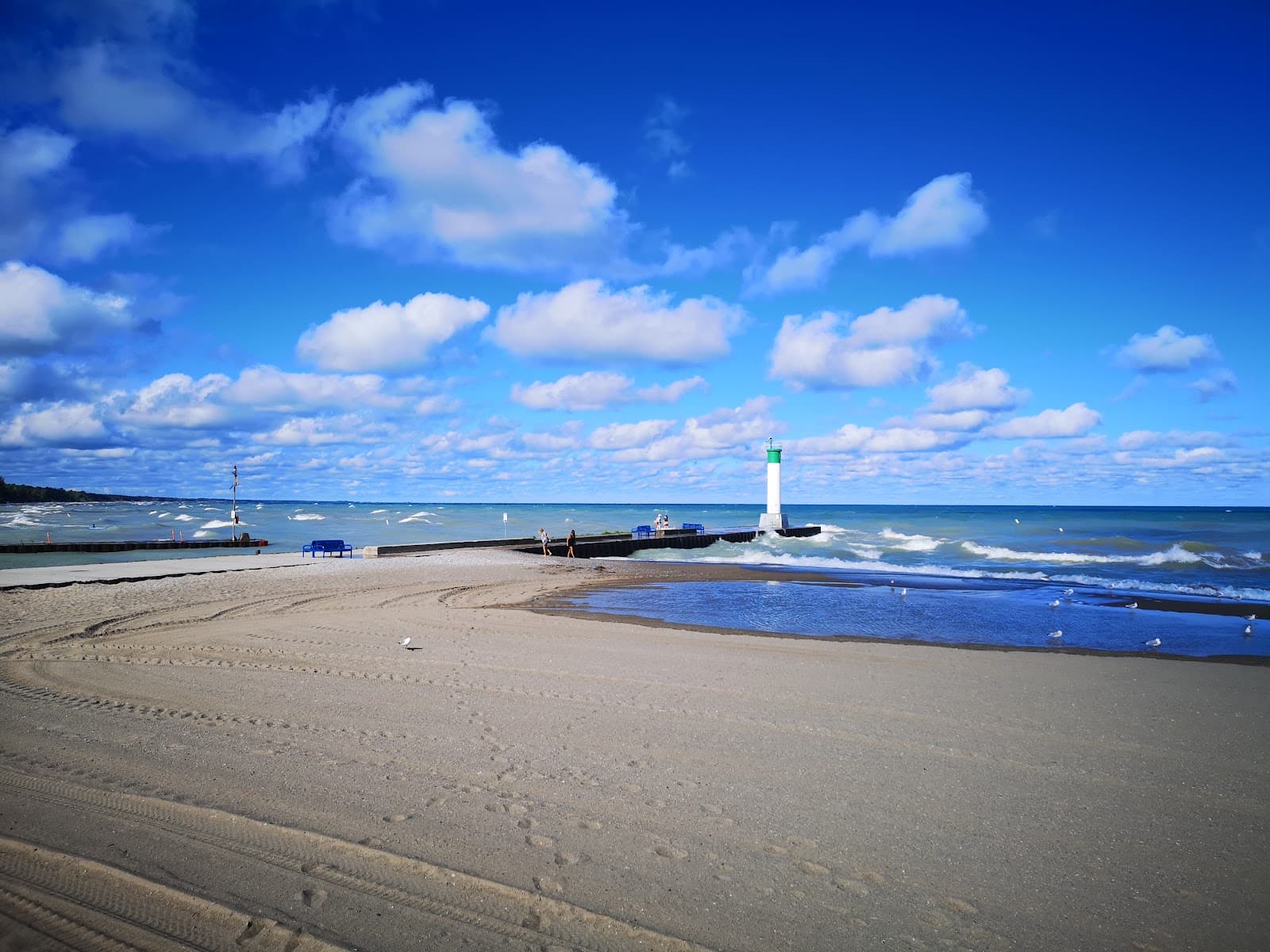 Grand Bend Harbour & Piers - Image 1