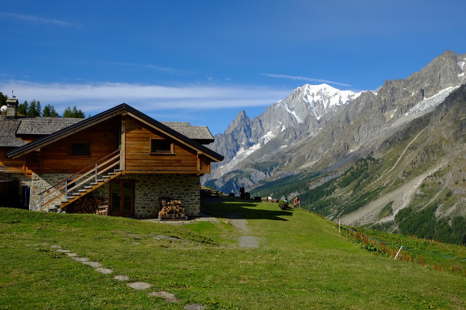Rifugio Walter Bonatti - Image 1