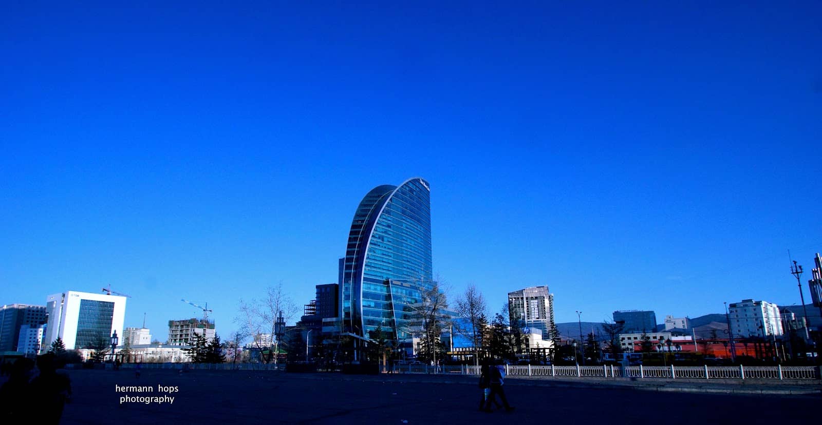 The Aria Restaurant & Lounge