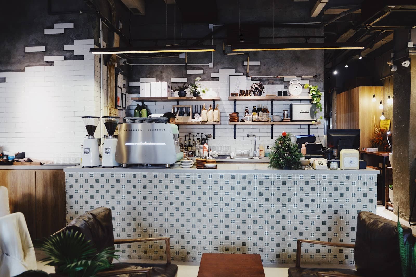 Crispy Seafood Chow Mein