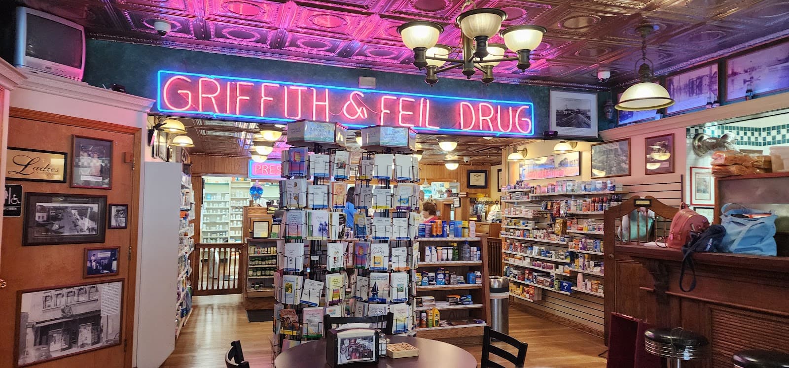 Griffith & Feil Soda Fountain - Image 1