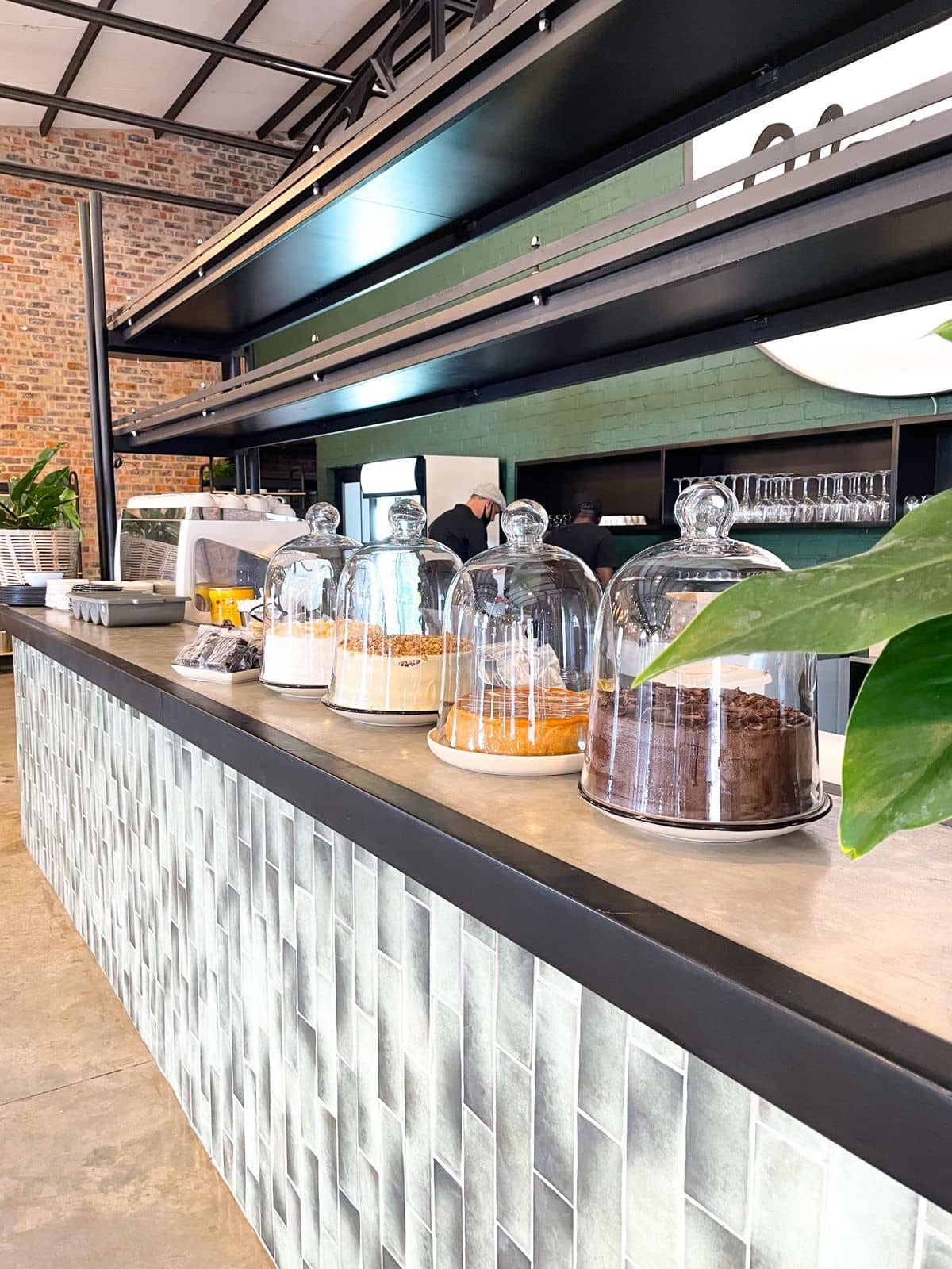 Delicious Food & Drinks