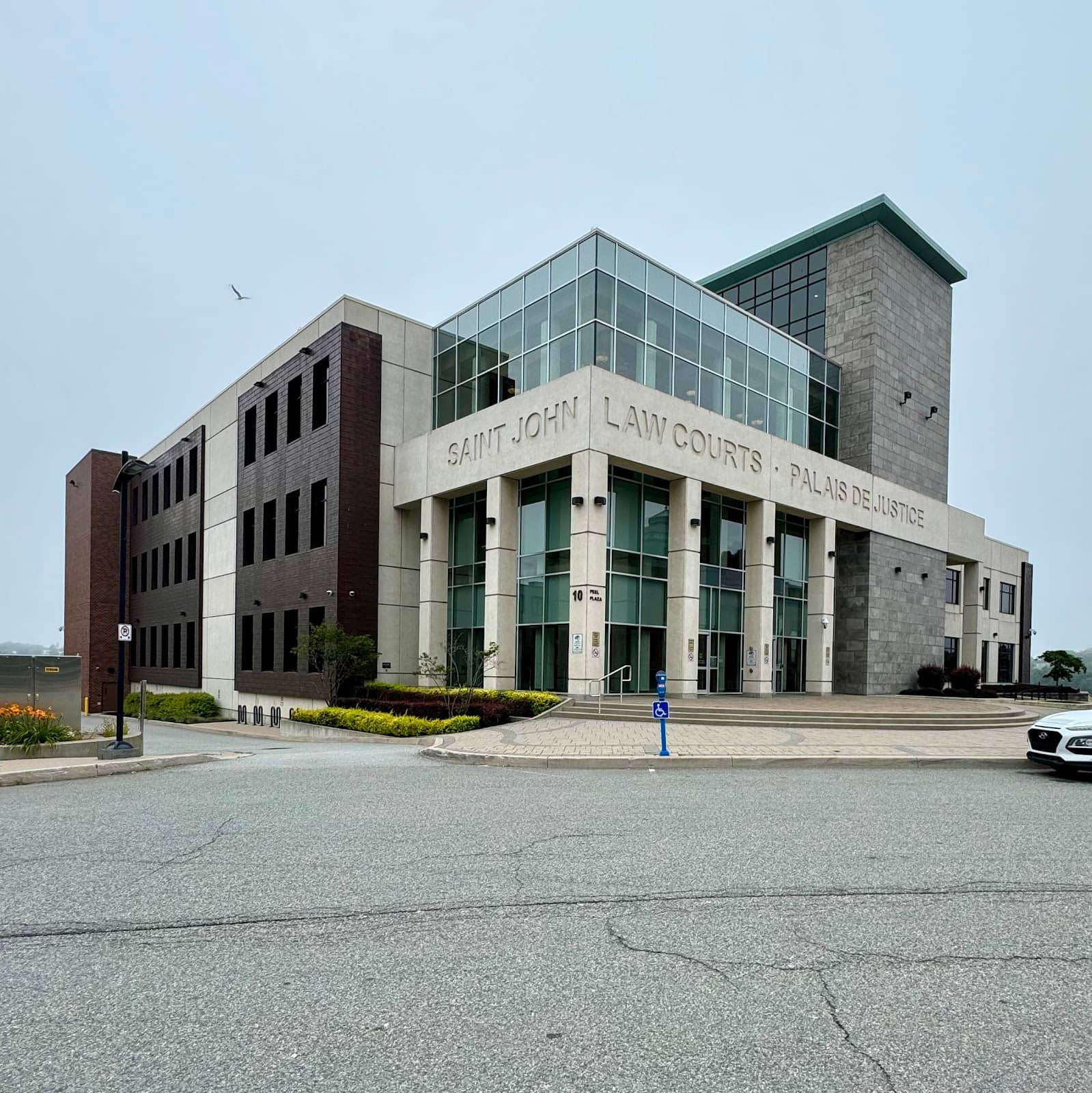 Convenient Downtown Location