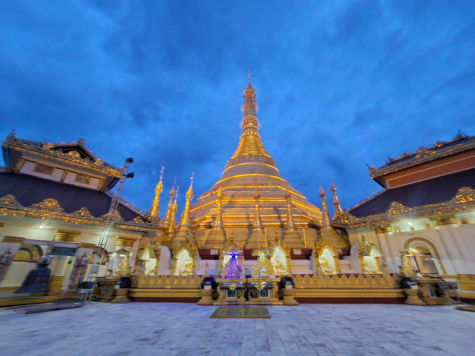 Kyaik Than Lan Pagoda (Mawlamyine) - Image 1