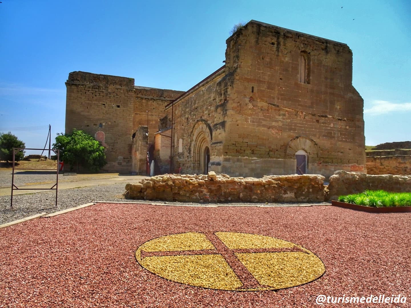 Castell de Gardeny Lleida - Image 1