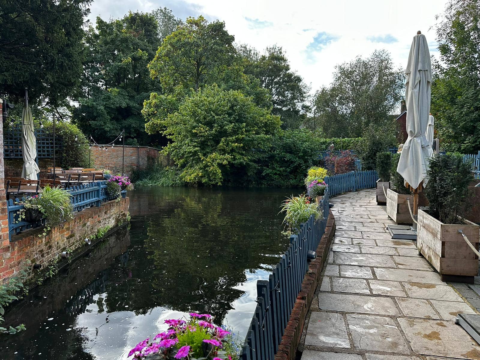River Ver Walk