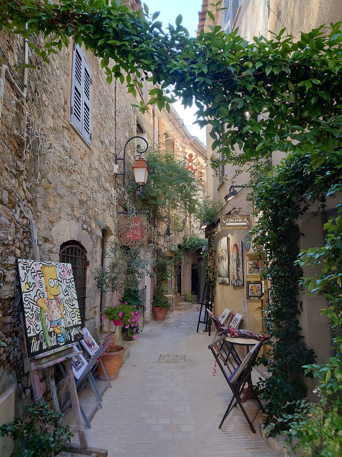 Art Galleries & Sculptures