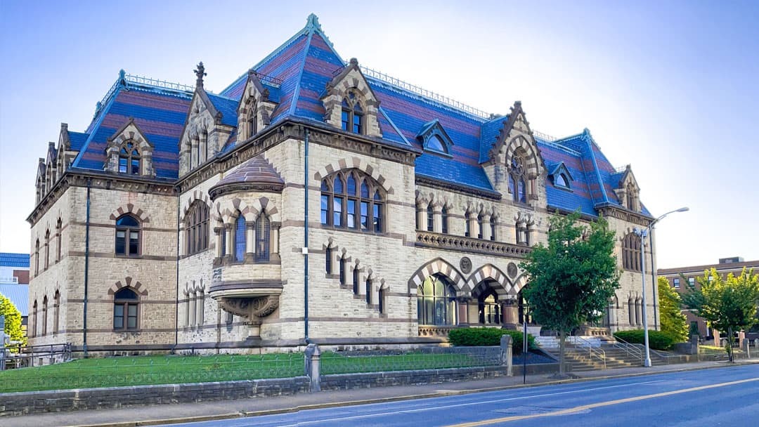 Old Federal Building (Old U.S. Post Office & Customs House) - Image 1