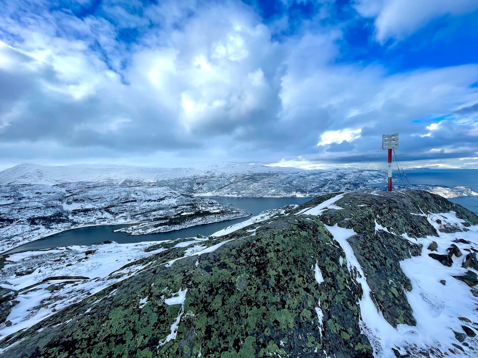 Skoddevarre Mountain - Image 1