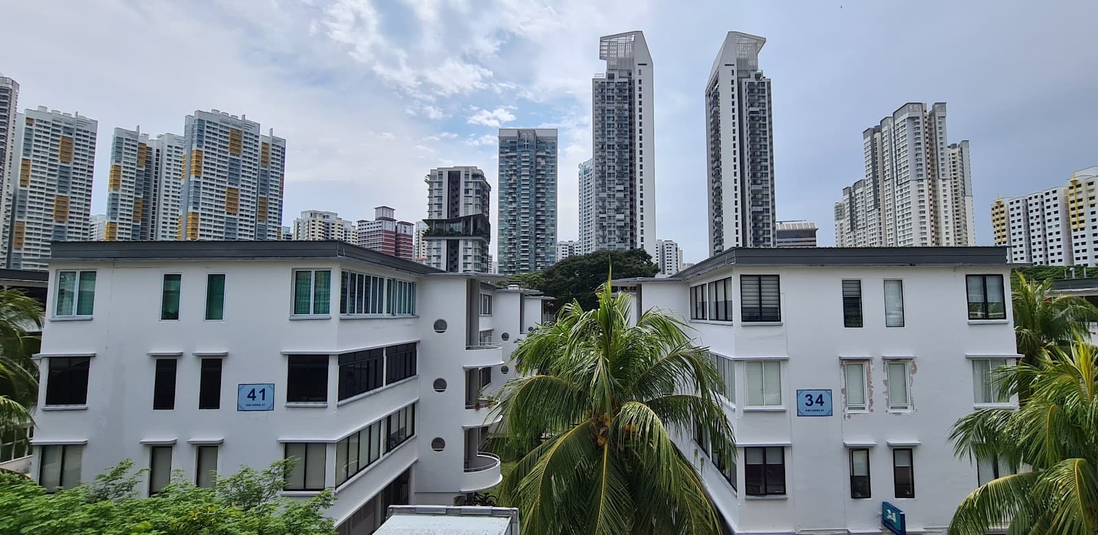 Tiong Bahru Singapore - Image 1