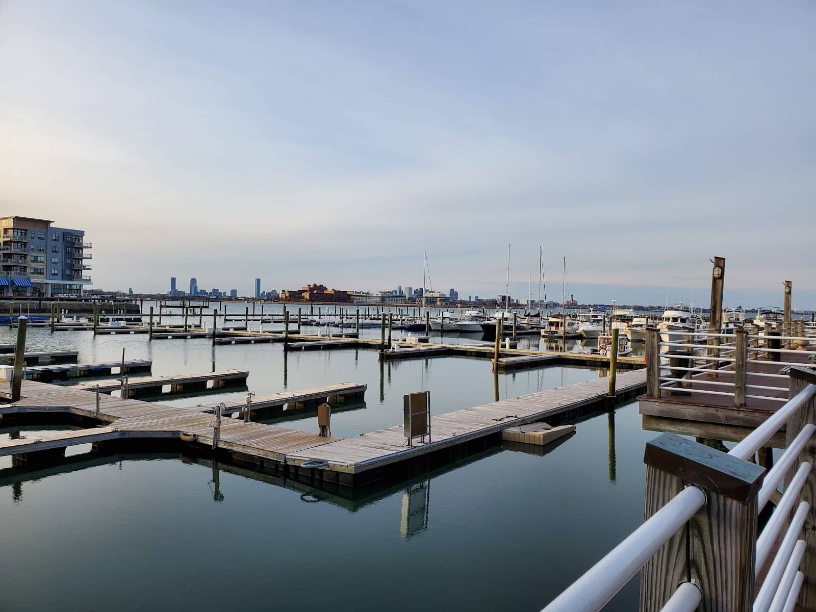 Waterfront Dining & Drinks