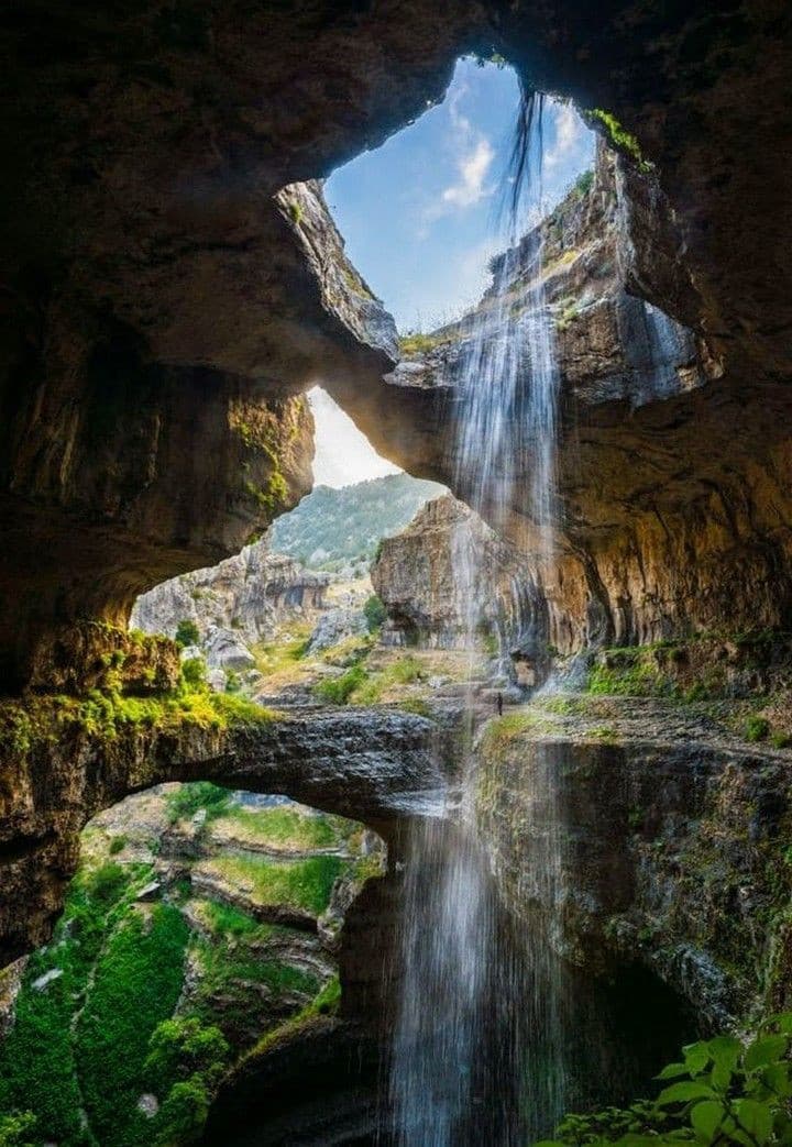 Baatara Gorge Waterfall - Image 1