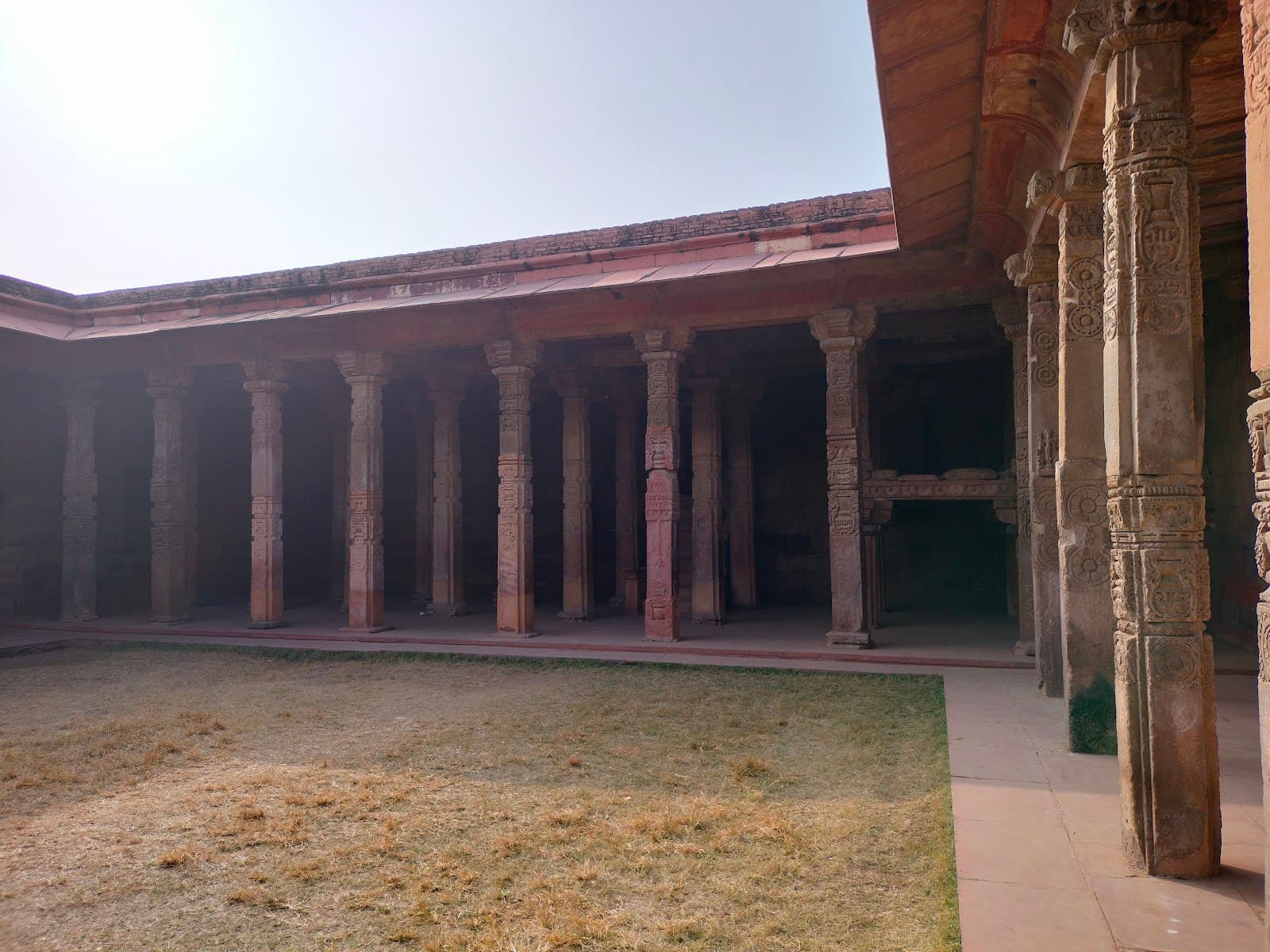 Chaurasi Khamba (Kaman) - Image 1