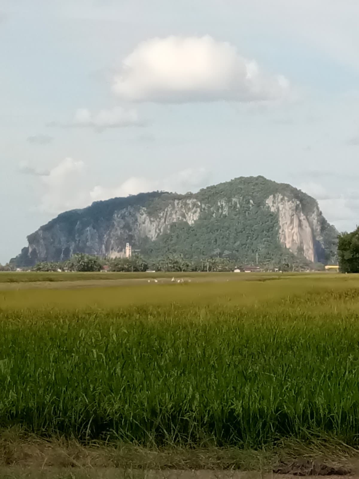 Gunung Keriang - Image 1