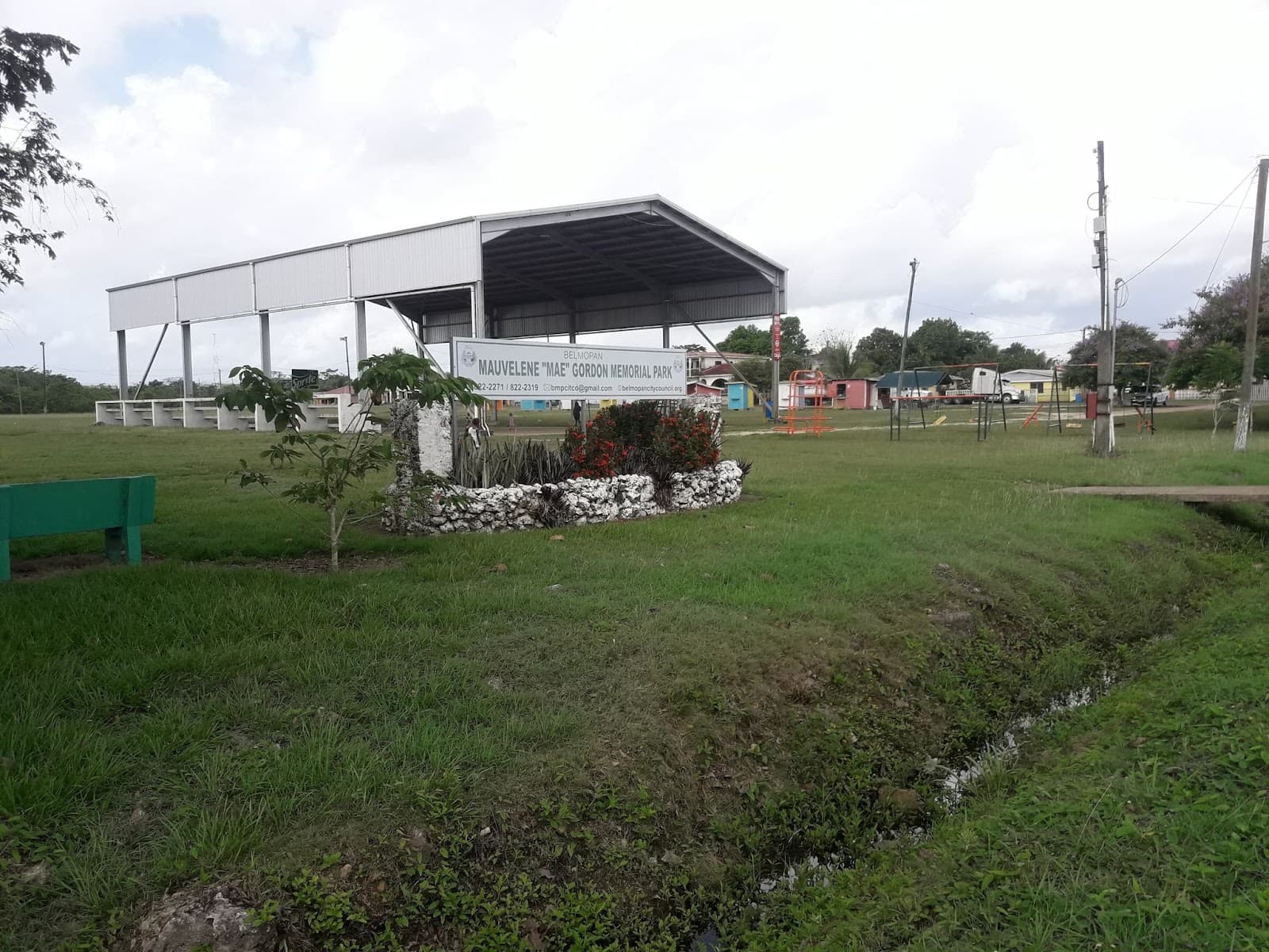 Mae Gordon Park - Image 1