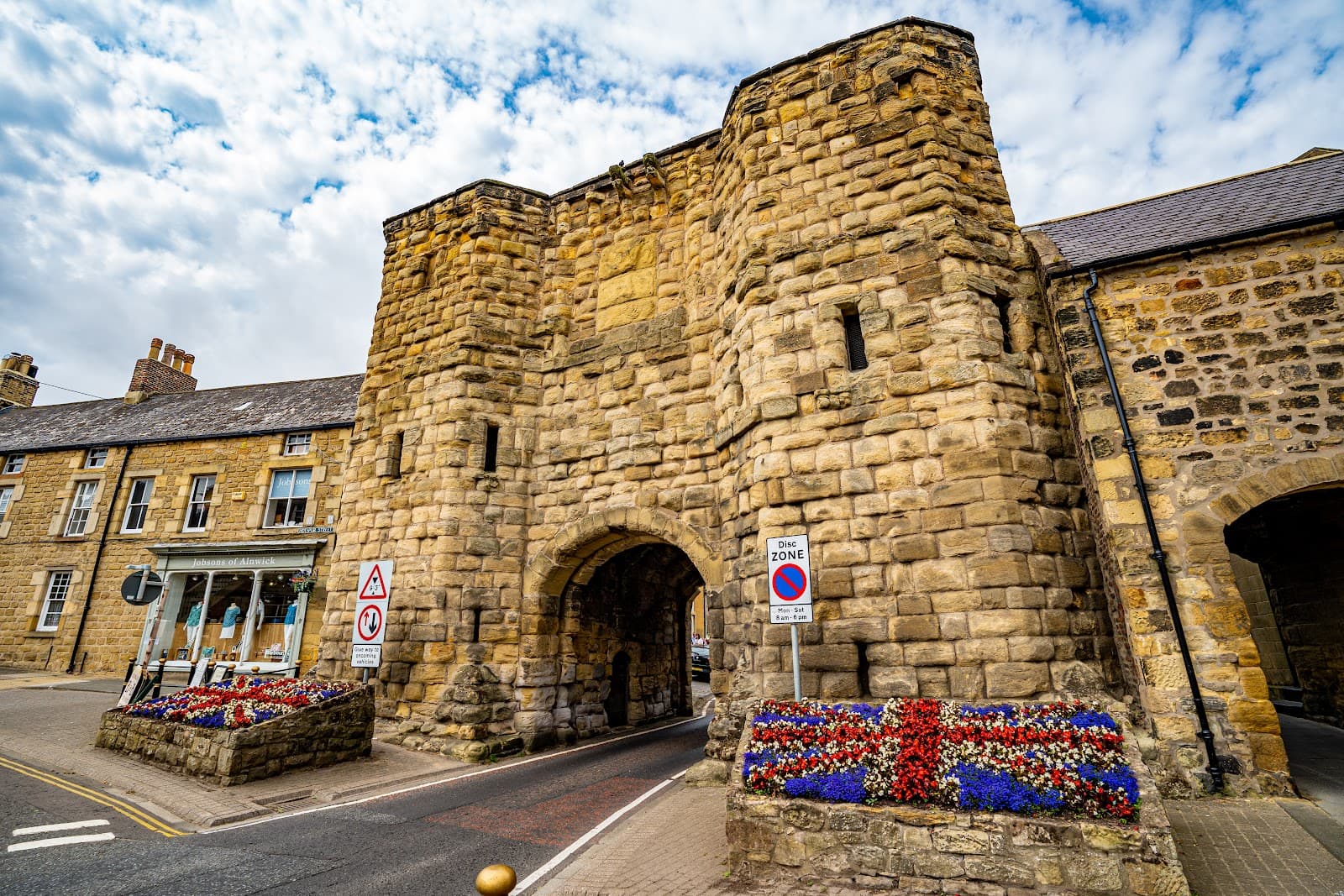 Bondgate Tower - Image 1