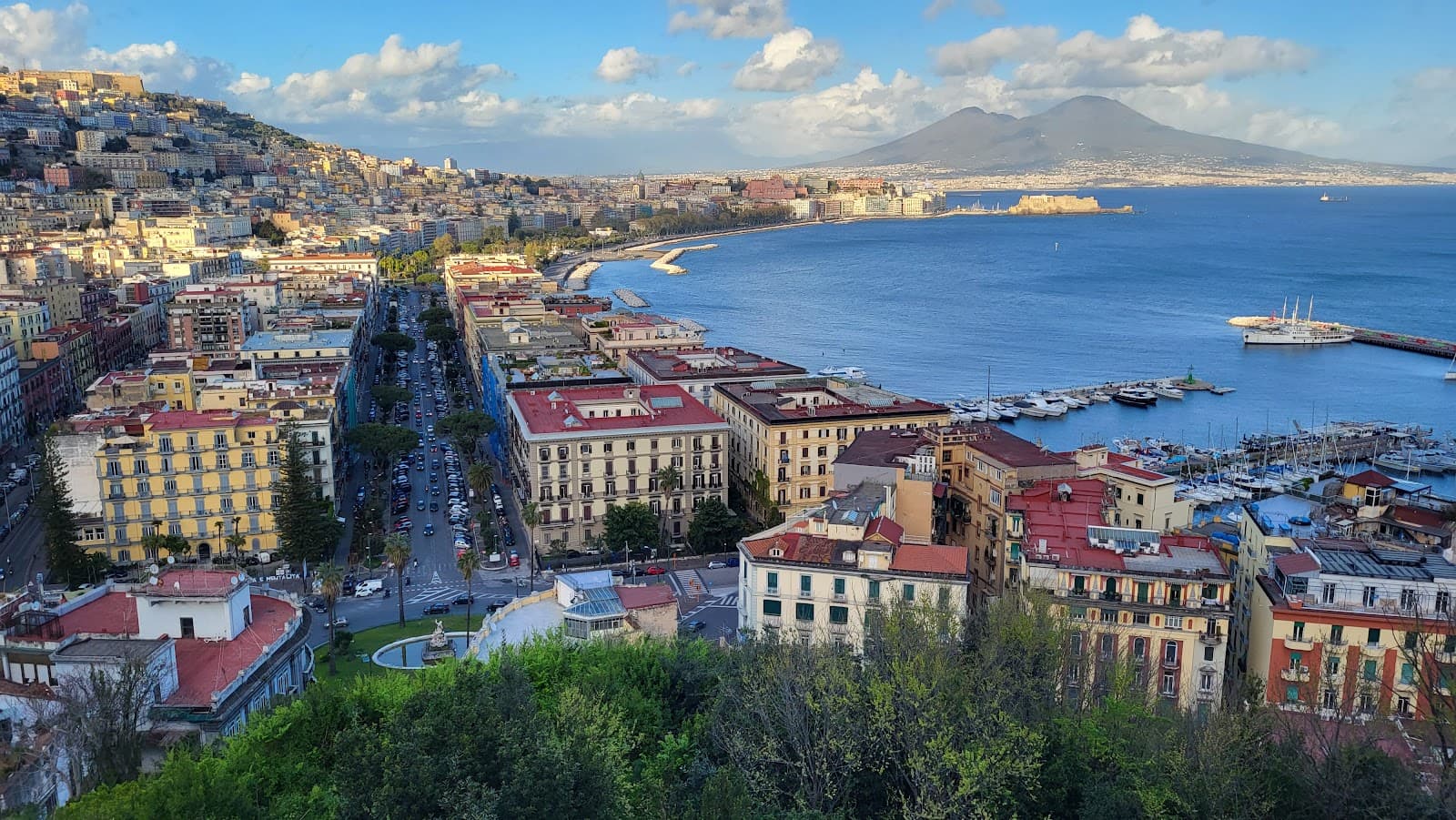 Via Petrarca Belvedere Naples - Image 1