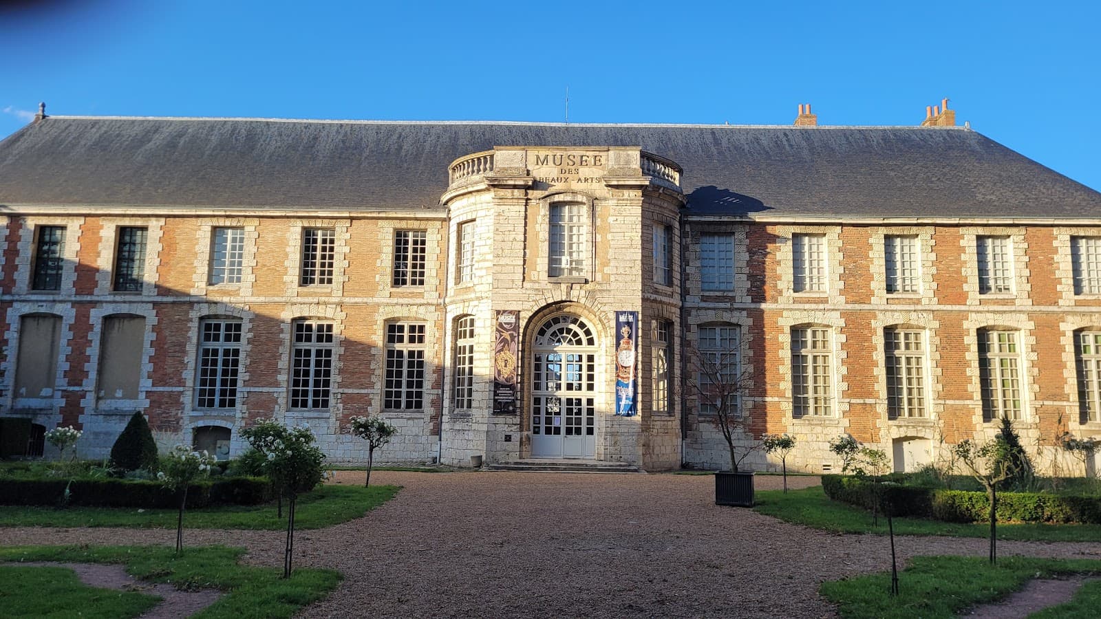 Musée des Beaux-Arts Chartres - Image 1