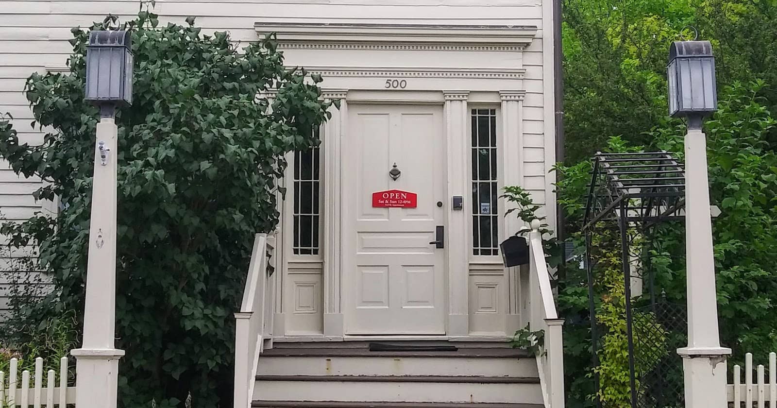 Knowledgeable Docents