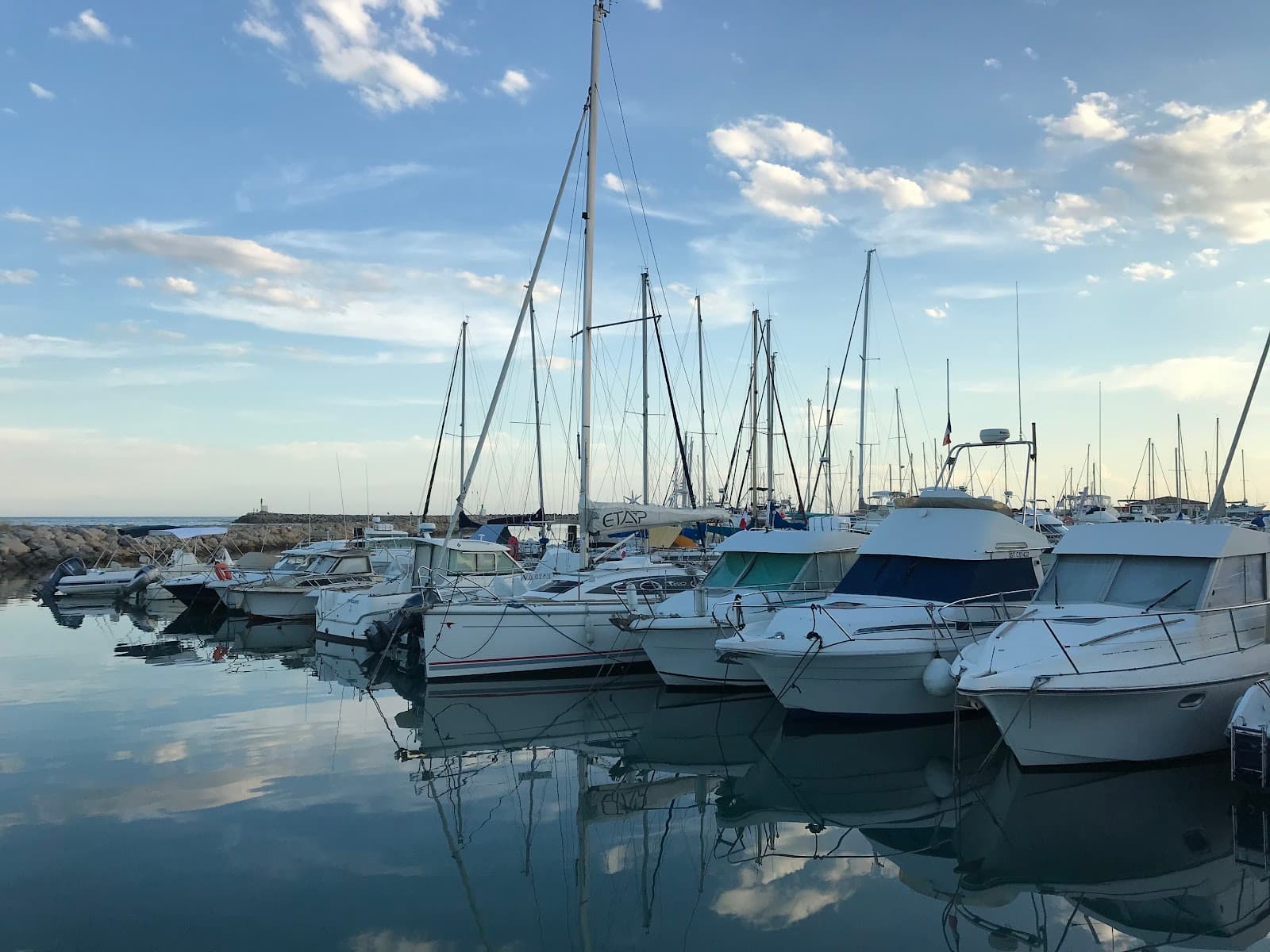 Port Gardian - Image 1