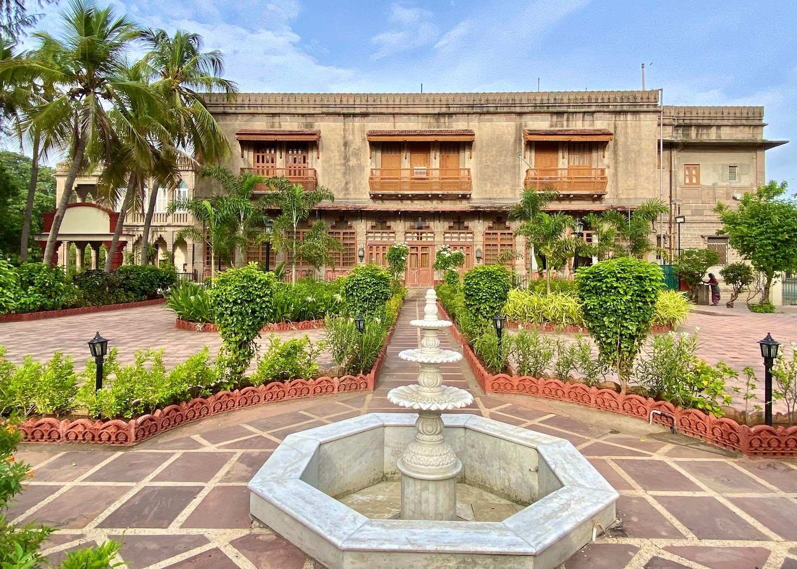 Nilambag Palace - Image 1