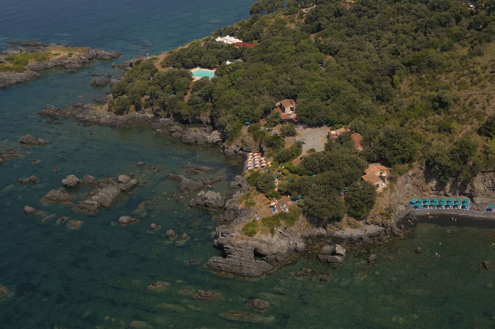 Illicini Coves - Image 1