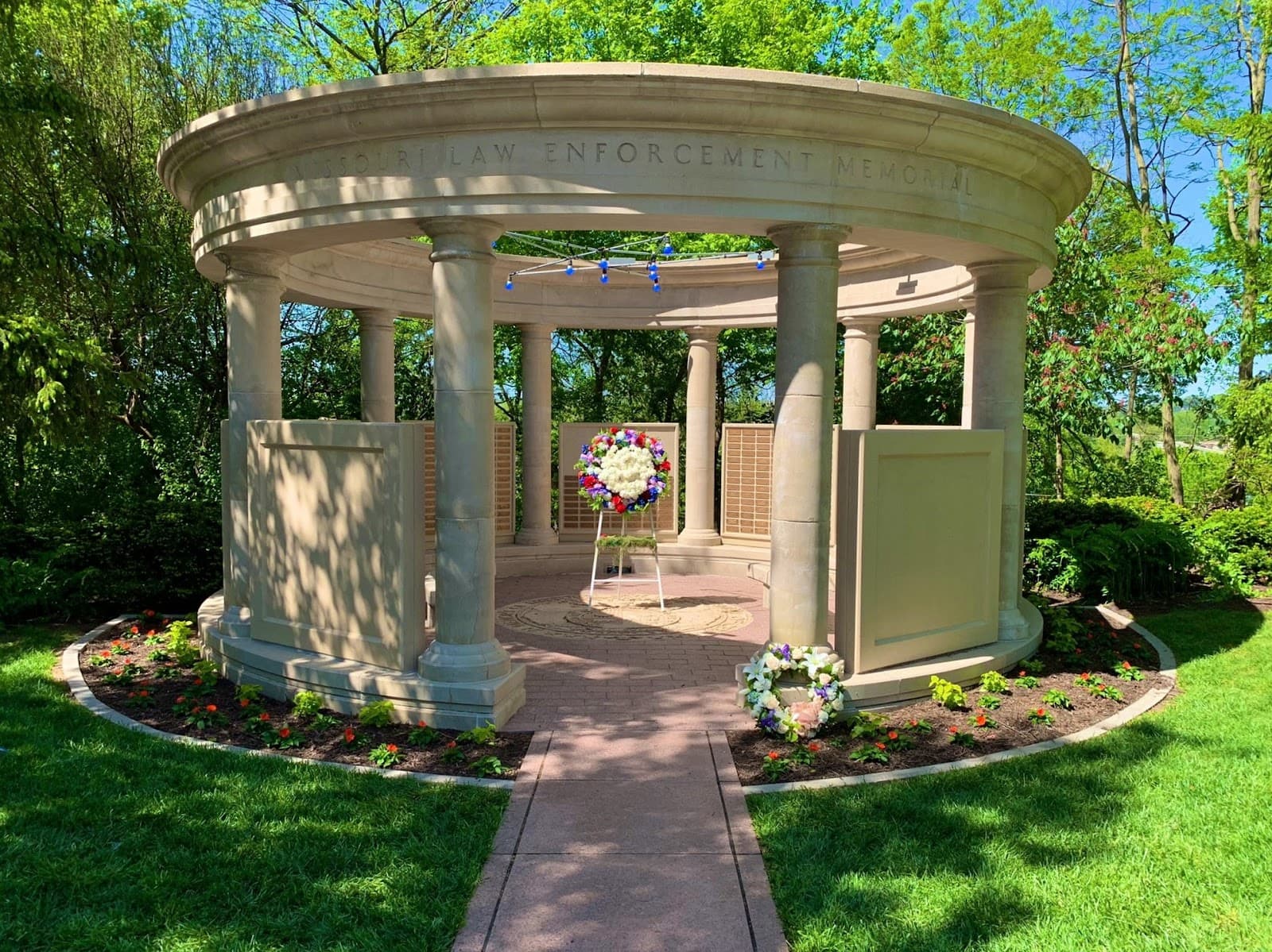 Missouri Law Enforcement Memorial - Image 1