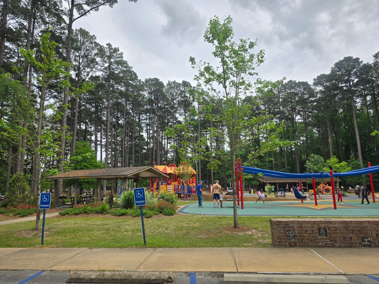 Kiroli Park - Image 1