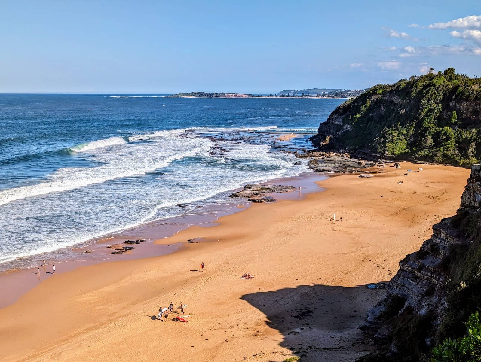 Powerful Shore Breaks