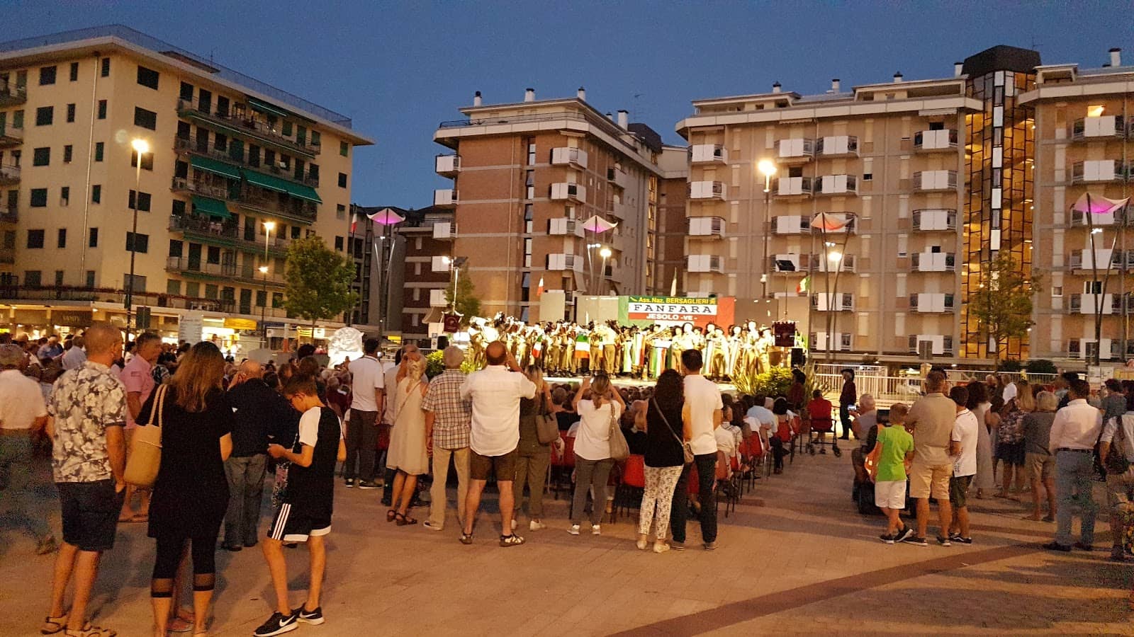 Vibrant Atmosphere