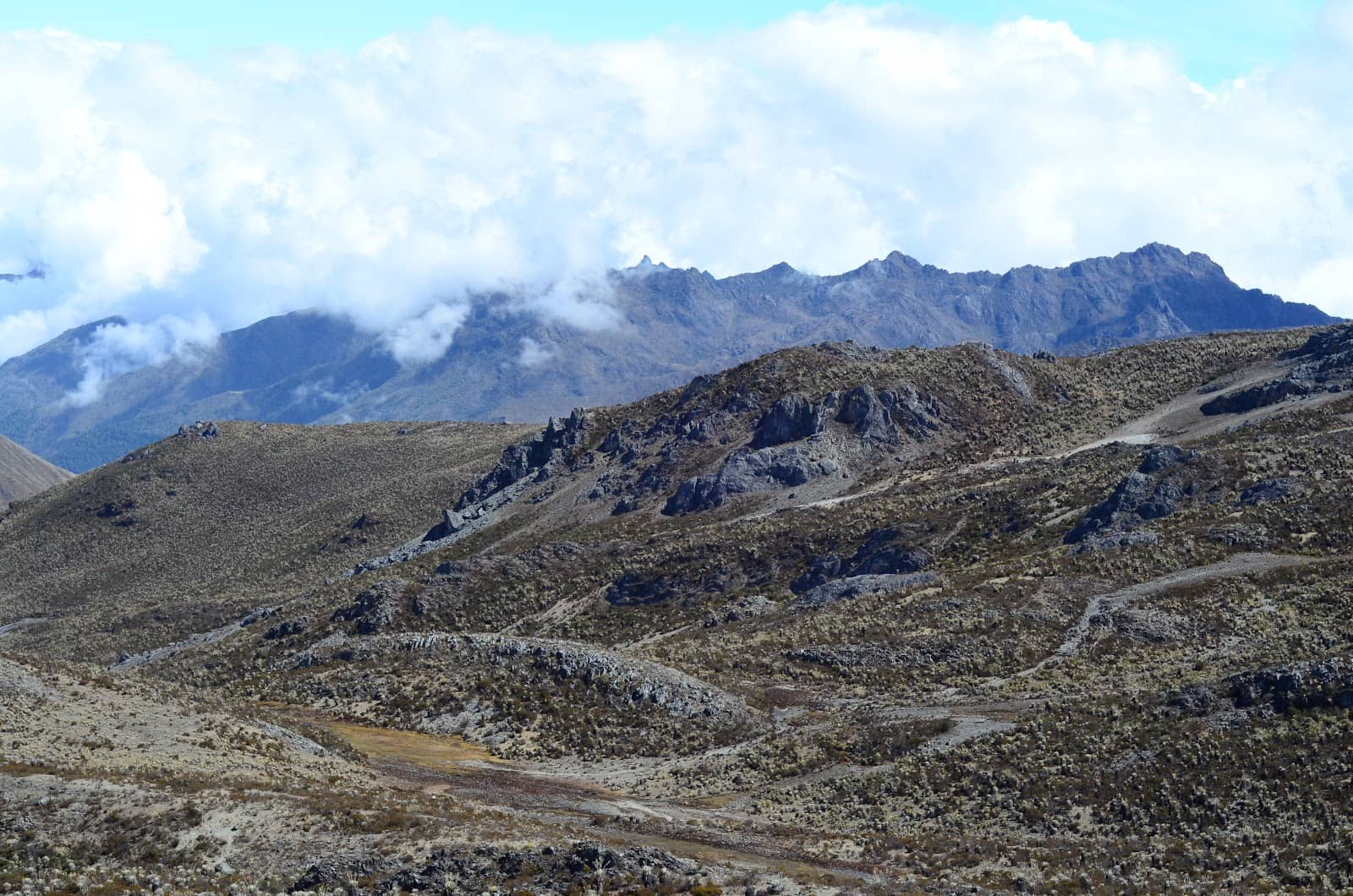 Pico El Águila & Collado del Cóndor