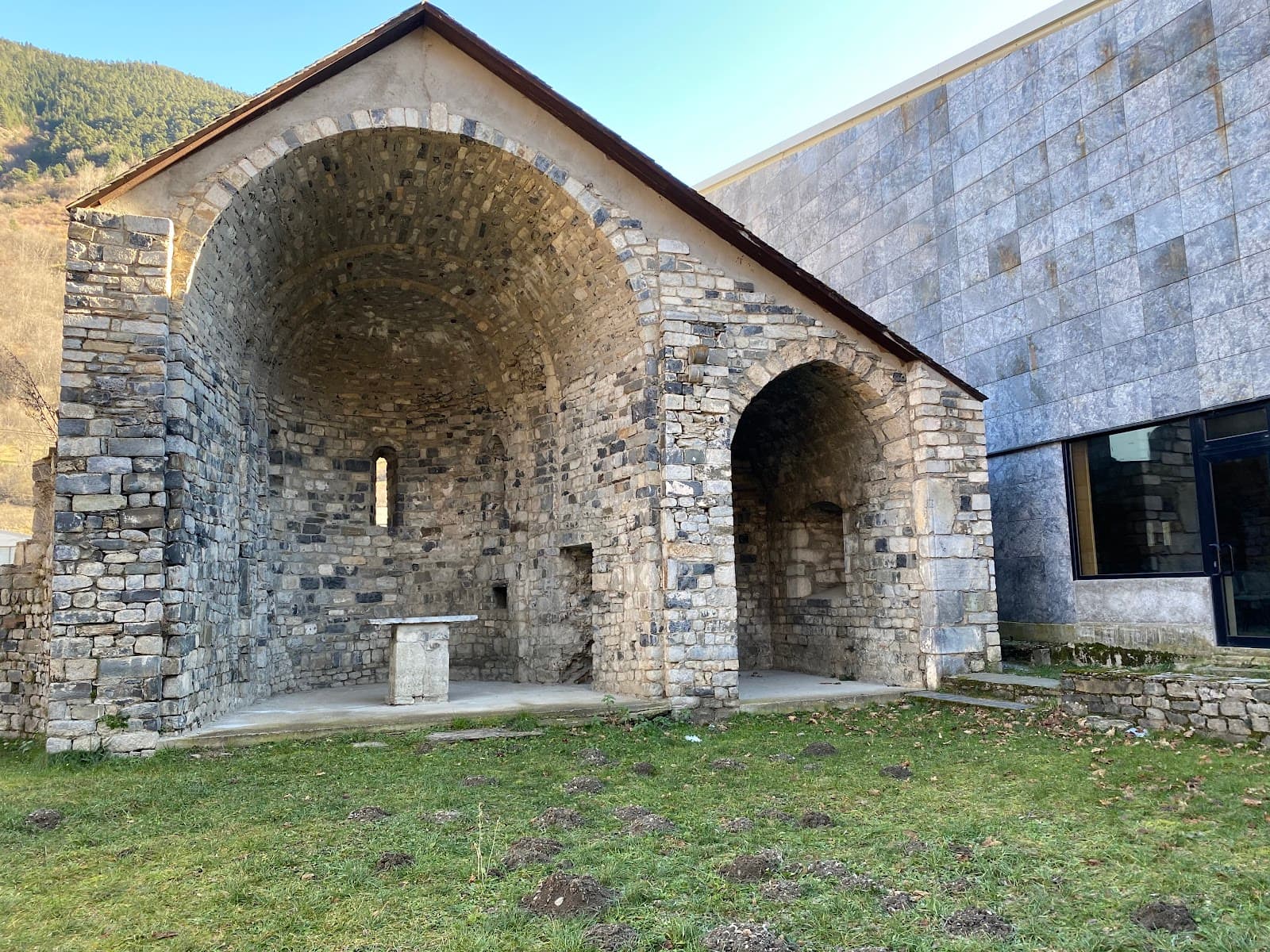 Santa Maria de Mijaran (ruins) - Image 1