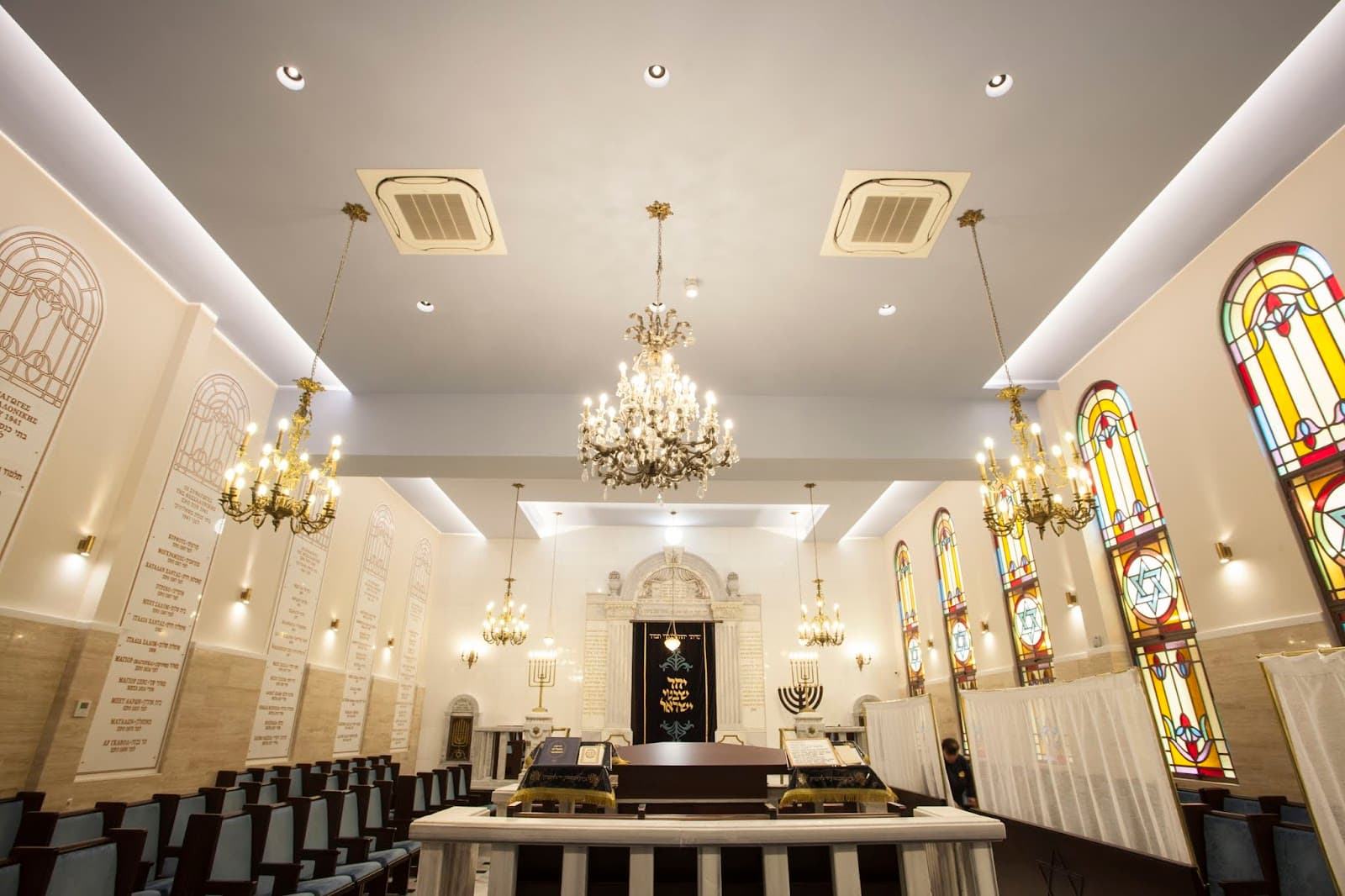 Yad Lezikaron Synagogue - Image 1