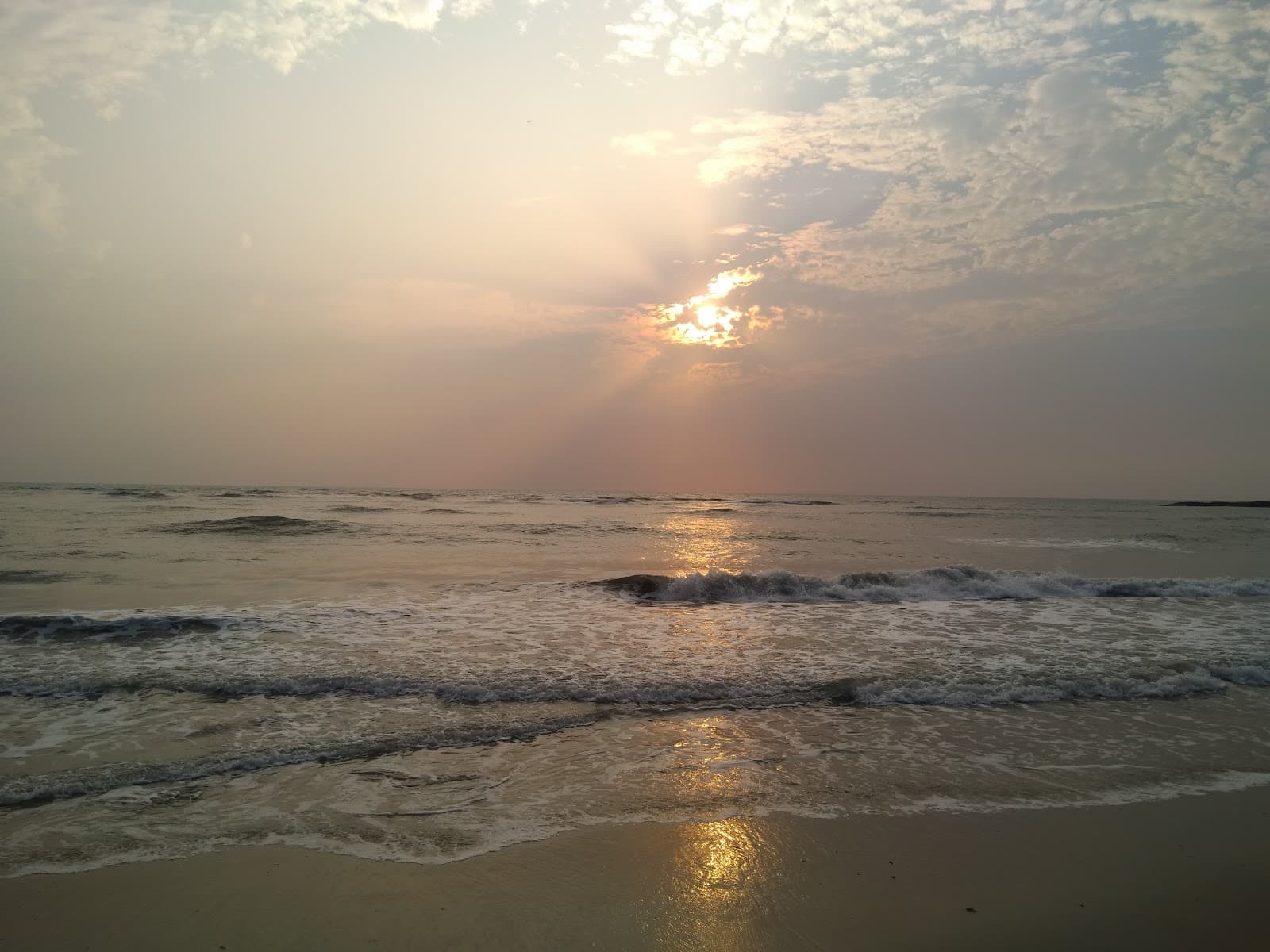 New Mahe Beach Kerala - Image 1