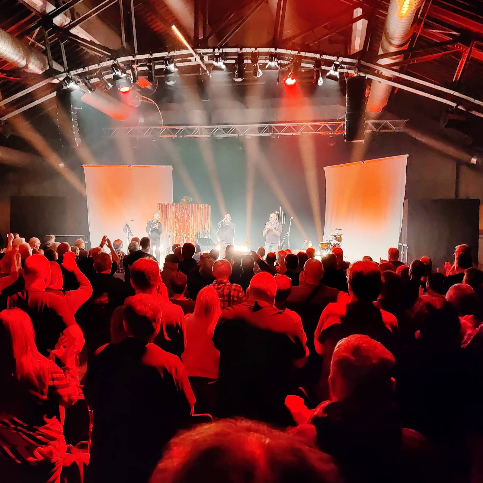 Ambient Lighting & Sound