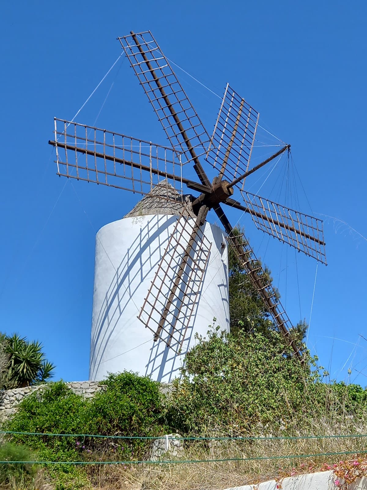 Molí de Puig d'en Valls (Windmill) - Image 1
