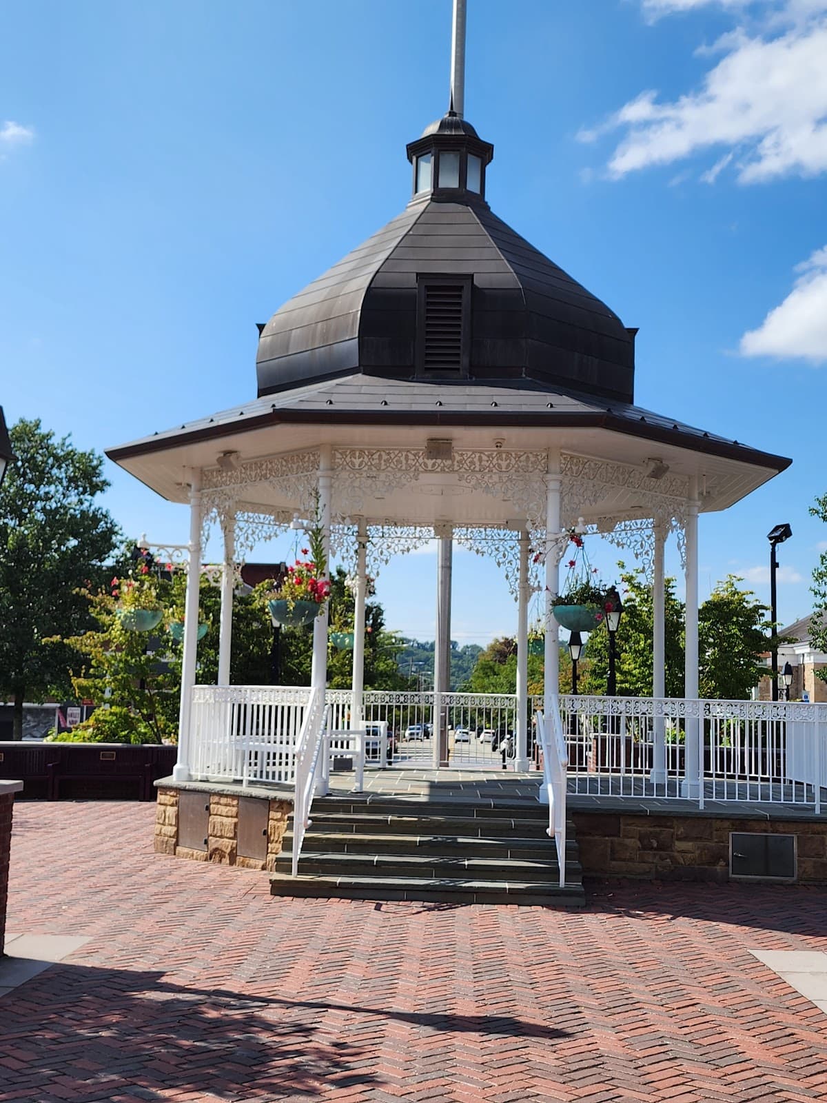 The Diamond (Ligonier) - Image 1