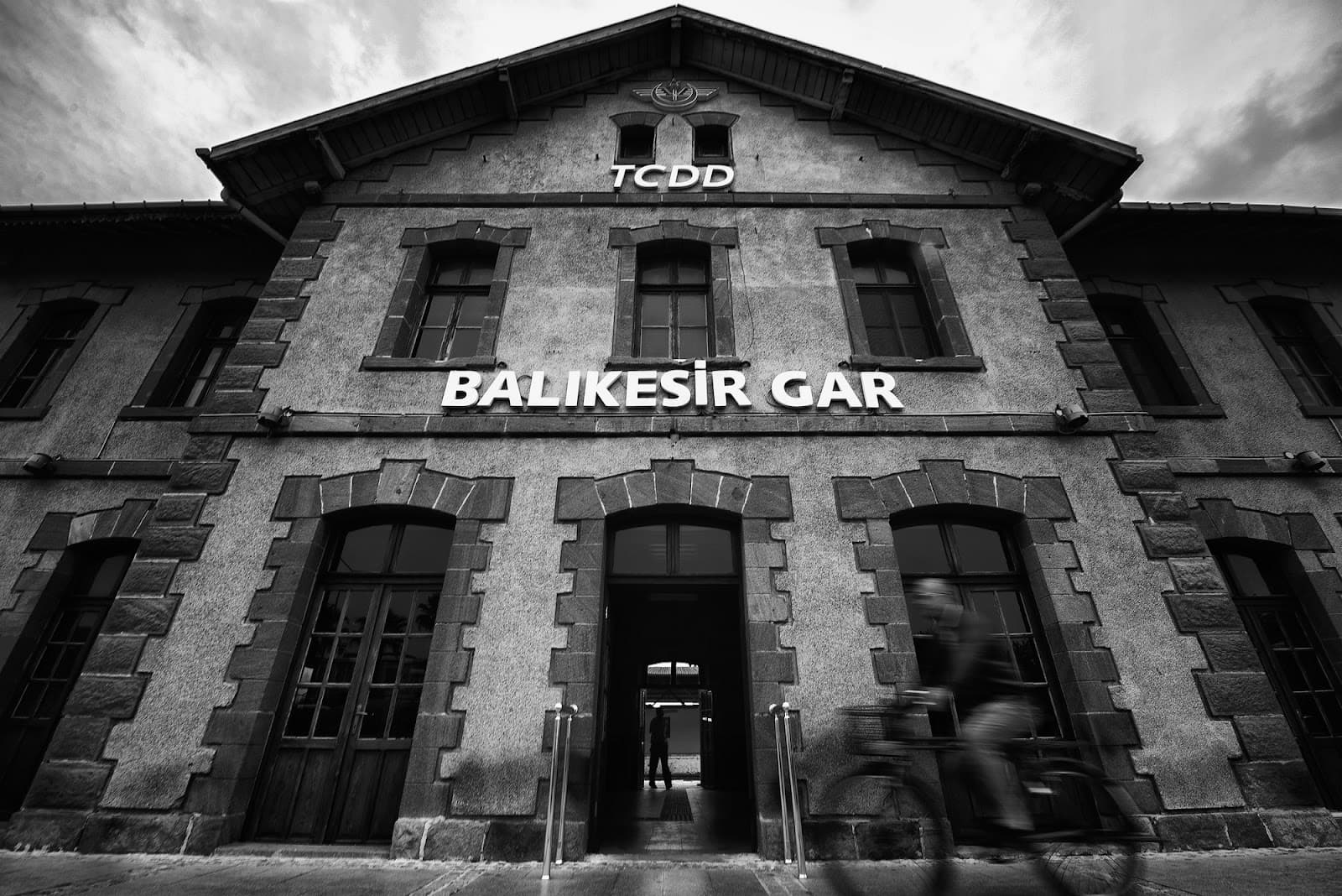 Balikesir Train Station - Image 1