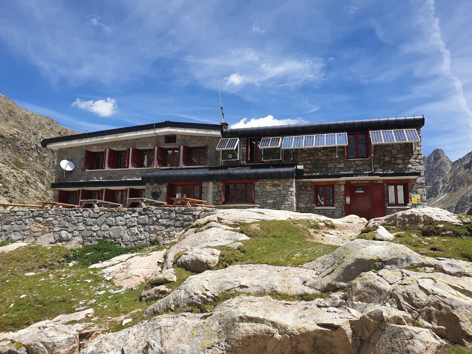 Refuge des Oulettes de Gaube - Image 1