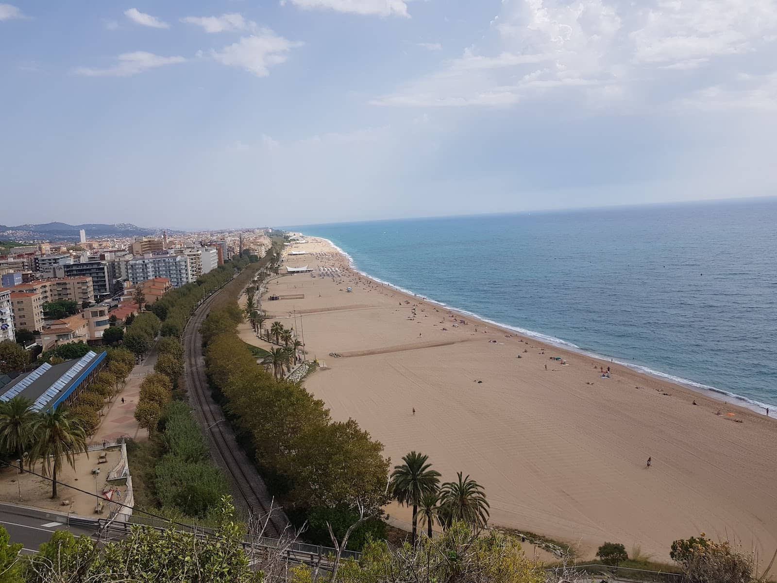 Beachfront Cafes & Bars