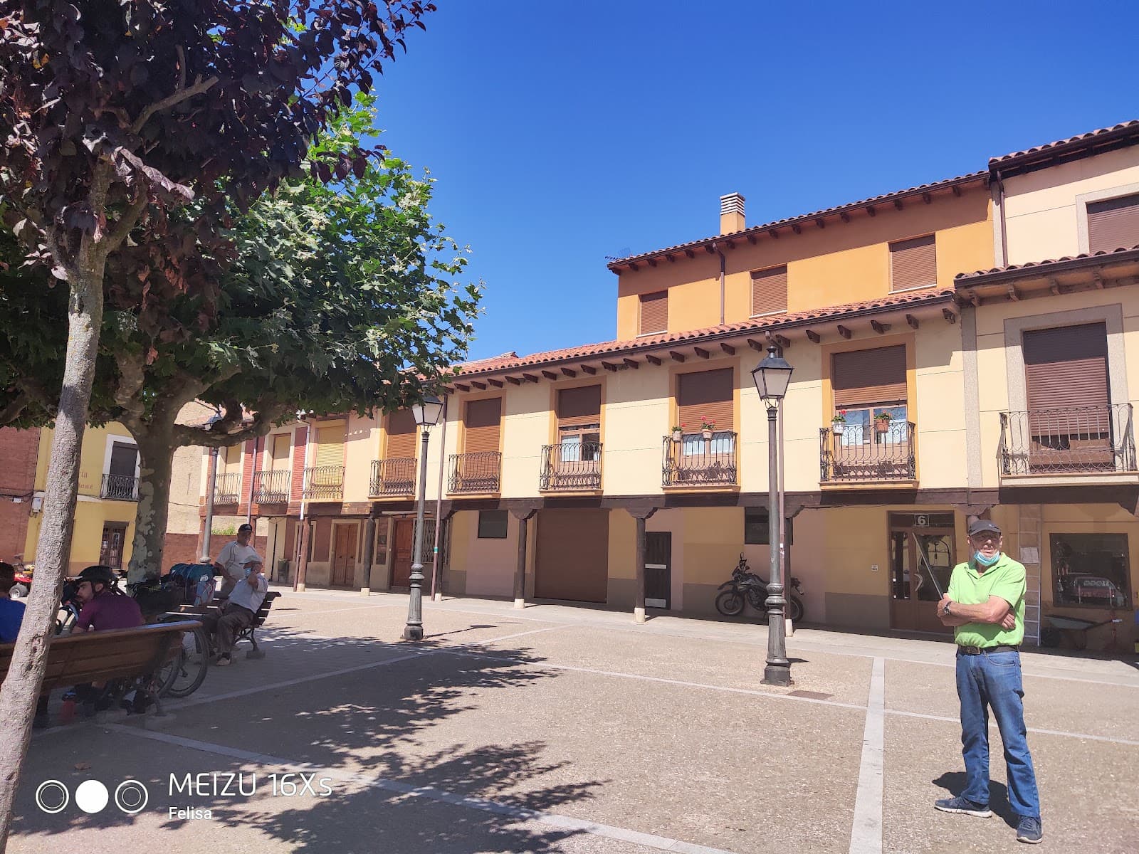 Mansilla de las Mulas - Image 1