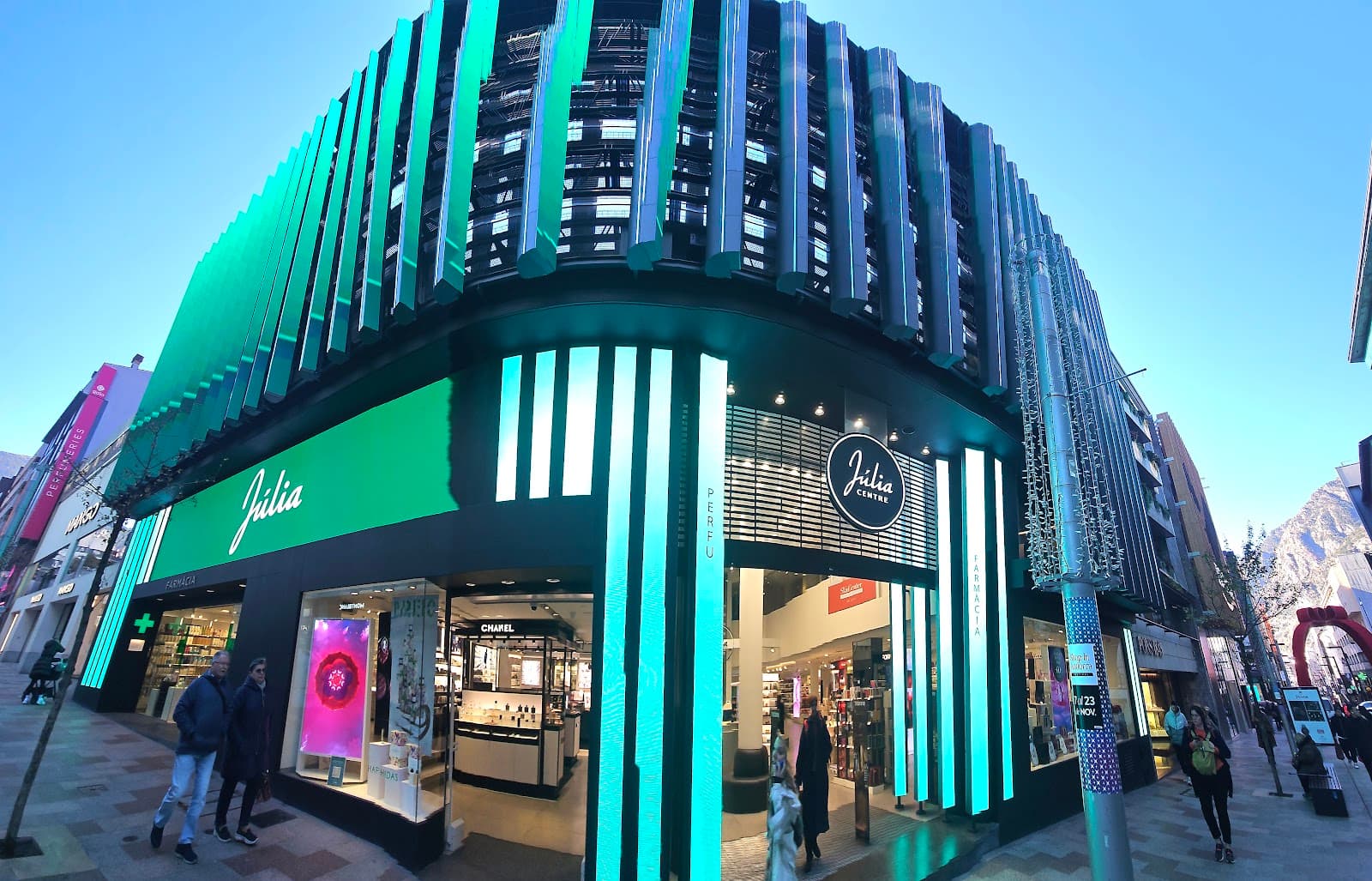 Júlia Perfume Museum - Image 1