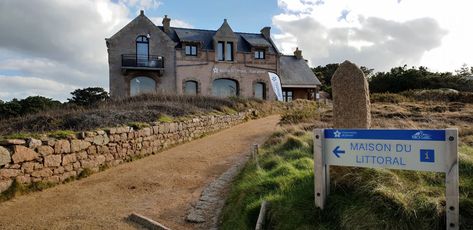 Maison du Littoral, Ploumanac'h - Image 1